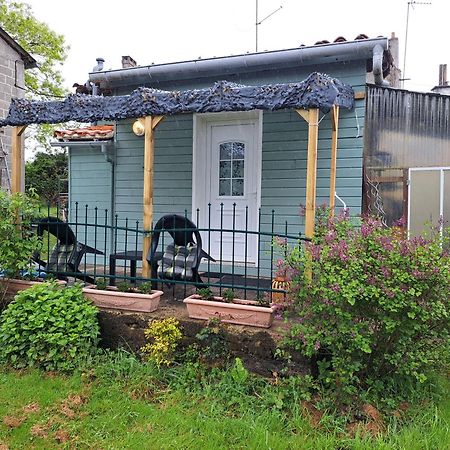 Chez Martine Et Bernard Bed & Breakfast Saint-Vincent-Sterlanges ภายนอก รูปภาพ