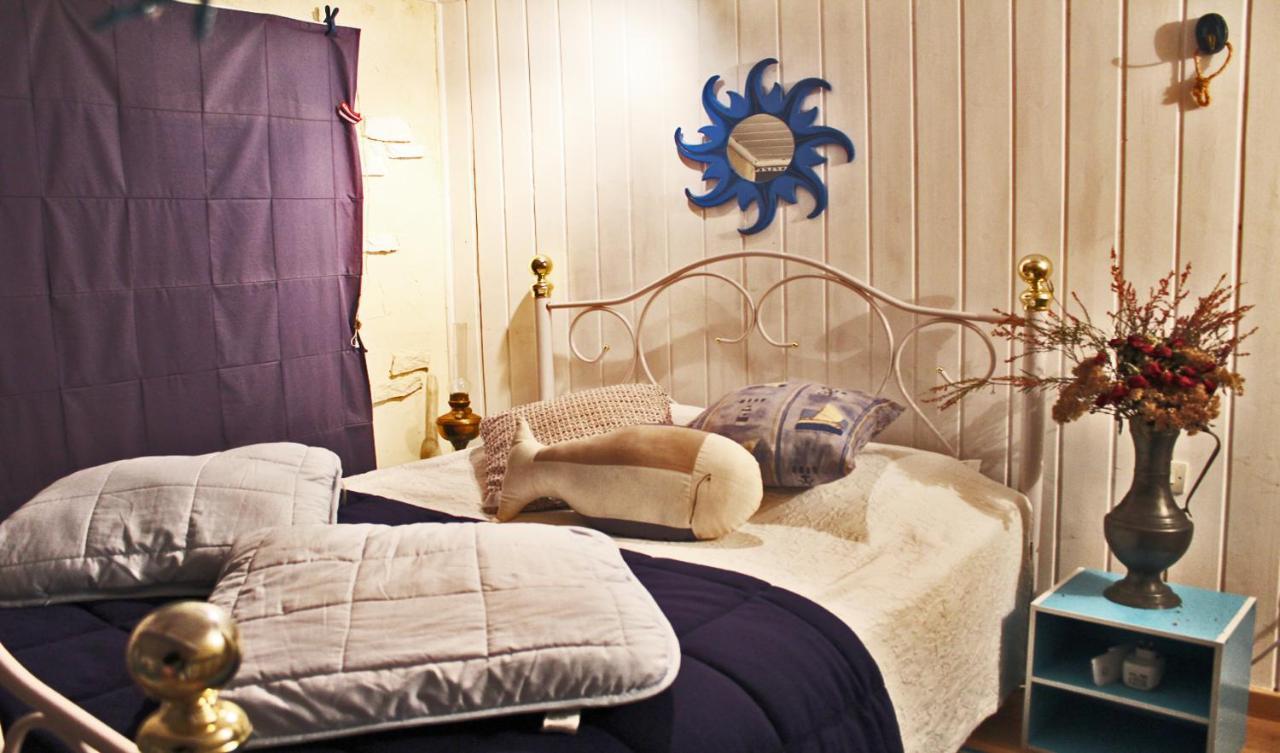 Chez Martine Et Bernard Bed & Breakfast Saint-Vincent-Sterlanges ภายนอก รูปภาพ