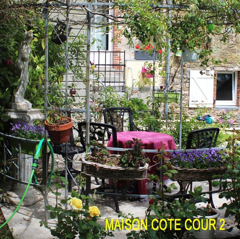 Chez Martine Et Bernard Bed & Breakfast Saint-Vincent-Sterlanges ภายนอก รูปภาพ