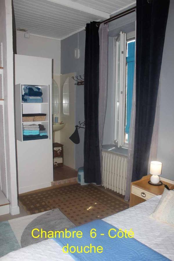 Chez Martine Et Bernard Bed & Breakfast Saint-Vincent-Sterlanges ภายนอก รูปภาพ