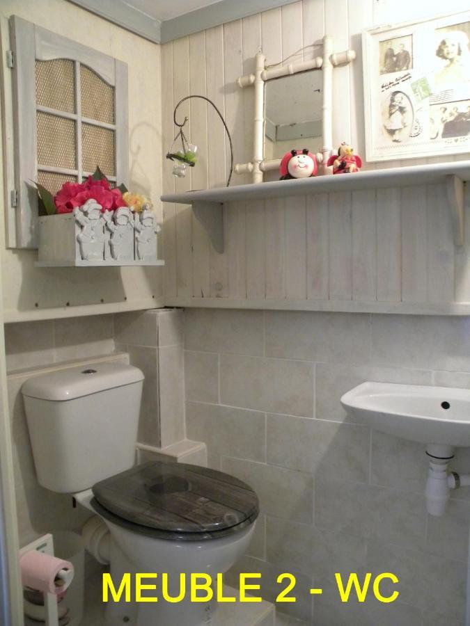 Chez Martine Et Bernard Bed & Breakfast Saint-Vincent-Sterlanges ภายนอก รูปภาพ